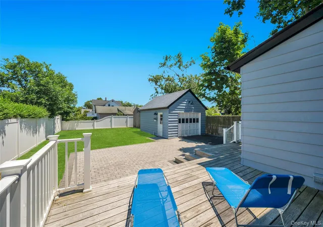 20th image of 105 Maple Ave, Patchogue, NY 11772 | MLS# 1014408