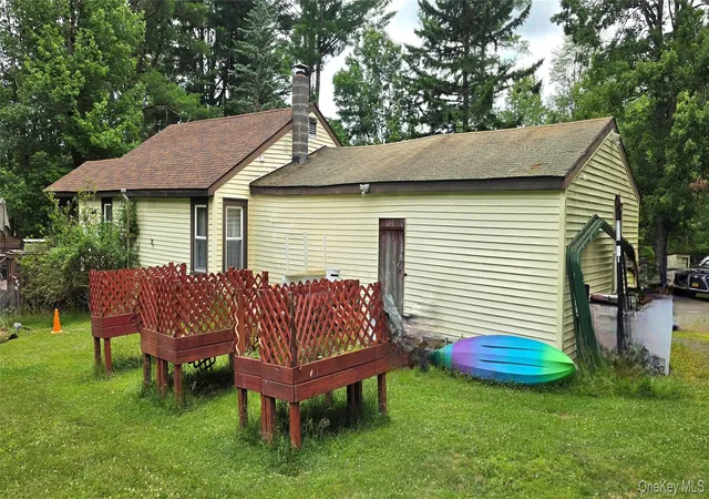 Photo 2 of Single family home for sale at 565 Cold Spring Rd, Thompson, NY 12701 | MLS# 1014425 | Listing updated on 2026-08-22