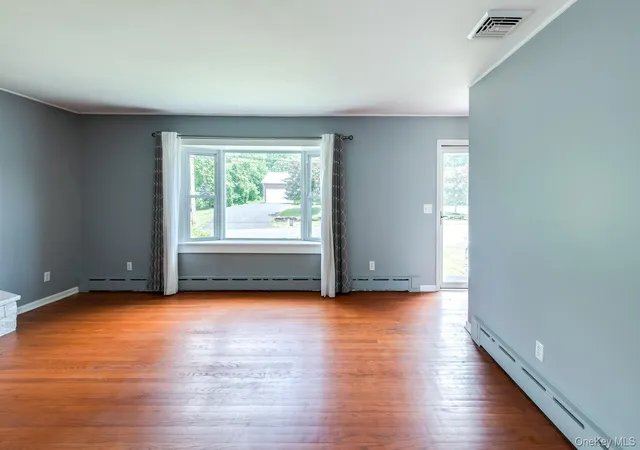 3rd image of 15 Genesee Ave, Lake Katrine, NY 12449 | MLS# 1014451