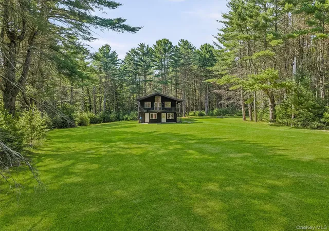 Photo 5 of Single family home for sale at 165 Dexheimer Rd, Tusten, NY 12764 | MLS# 1014466 | Listing updated on 2026-07-29