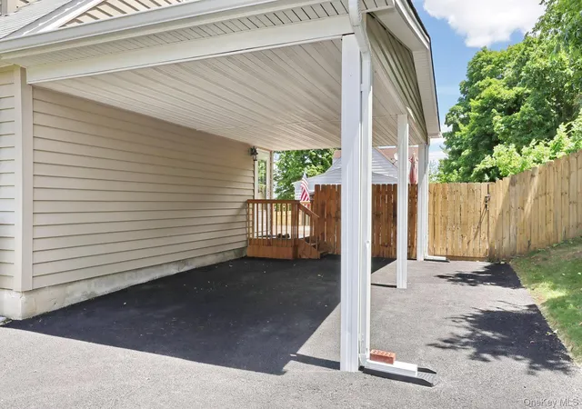 Homes for sale in Haverstraw, NY | 1 Havervale Ln, Haverstraw, NY 10923 | MLS# 1014471