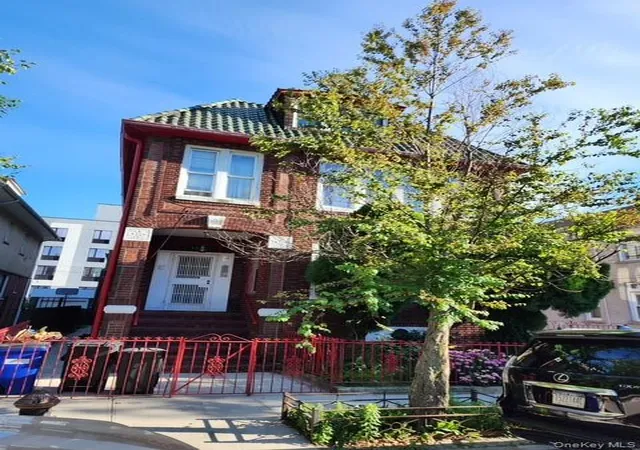 Photo 2 of Single family home for sale at 134 Sullivan Pl, Brooklyn, NY 11225 | MLS# 1014475 | Listing updated on 2026-06-17