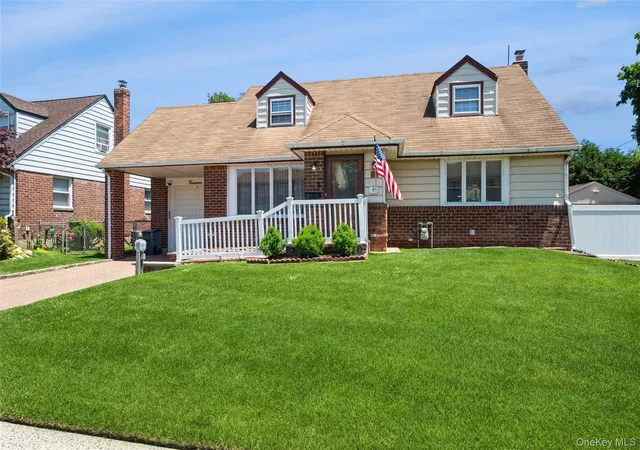1st image of 14 Cary Rd, New Hyde Park, NY 11040 | MLS# 1014479