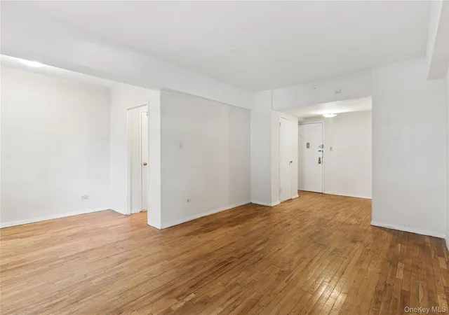 3rd image of 71-40 112th St, New York, NY 11238