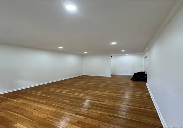 30th image of 137 Smith #A4, Hempstead, NY 11520 | MLS# 1014484