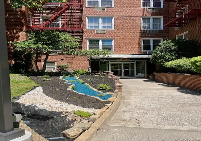 2nd image of 15105 Cross Island Parkway #1D, Whitestone, NY 11357 | MLS# 1014502