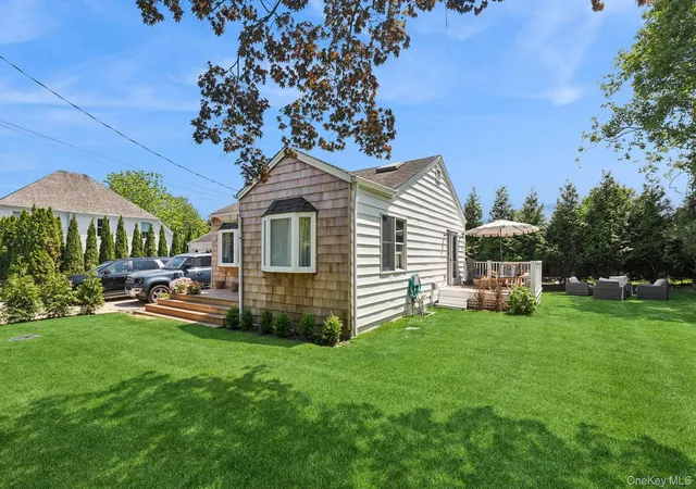 2nd image of 15 Indian Hill Rd, East Hampton, NY 11937 | MLS# 1014518