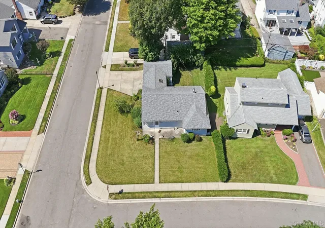 Photo 2 of Sale Pending at 2513 Cedar St, Hempstead, NY 11554 | MLS# 1014520 | Listing updated on 2026-08-01