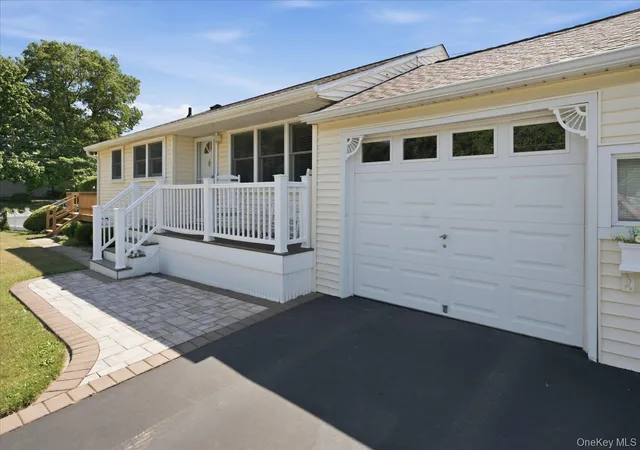 Photo 2 of Sale Pending at 154 8th Avenue, Kings Park, NY 11754 | MLS# 1014522 | Listing updated on 2026-08-12
