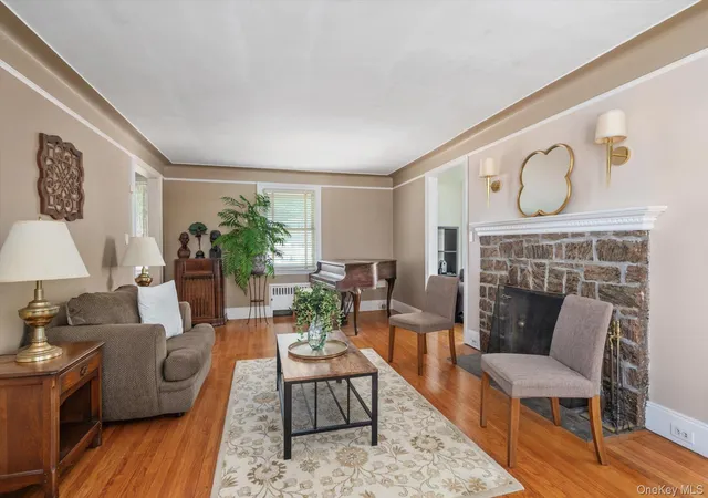 5th image of 1542 Grand Ave, Hempstead, NY 11510 | MLS# 1014528