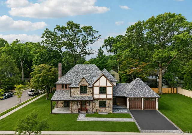 Photo 1 of Sale Pending at 46 Banbury Rd, Rockville Centre, NY 11570 | MLS# 1014545 | Listing updated on 2026-09-22