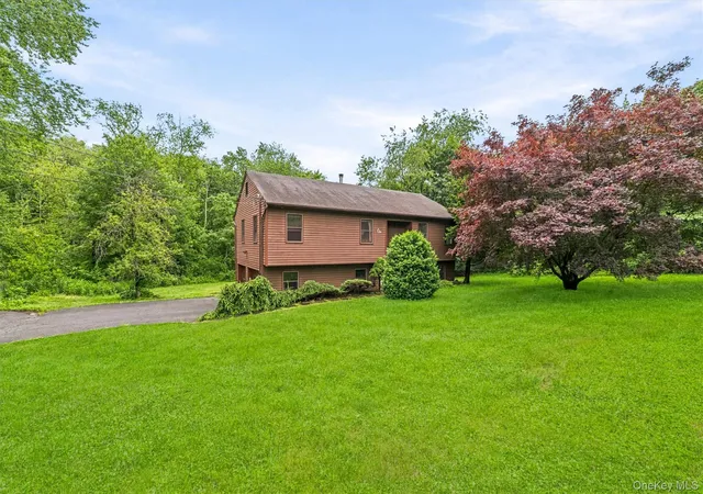 2nd image of 1 Sunset Dr, Somers, NY 10598 | MLS# 1014553