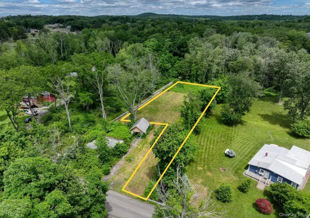 Homes for sale in Fishkill, NY | 30 Givens Ln, Fishkill, NY 12524 | MLS# 1014554