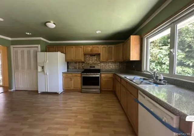 4th image of 46 Andover Dr, Brookhaven, NY 11727 | MLS# 1014564