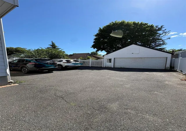 2nd image of 390 Atlantic Ave, Hempstead, NY 11518 | MLS# 1014588