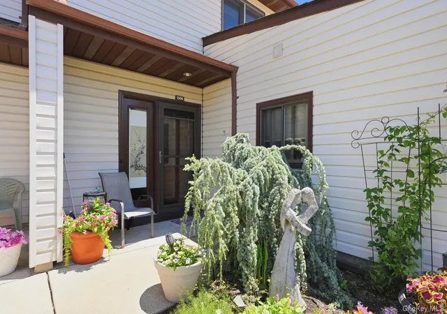 2nd image of 100 Daly Blvd #1306, Oceanside, NY 11572 | MLS# 1014593