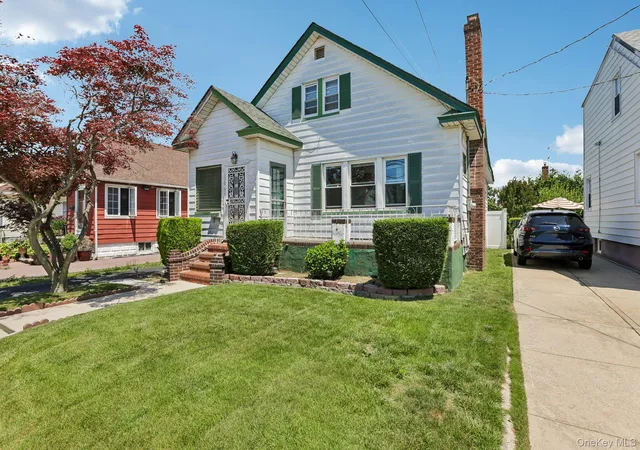Photo 2 of Single family home for sale at 136 31 243rd Street, Rosedale, NY 11422 | MLS# 1014601 | Listing updated on 2026-09-13