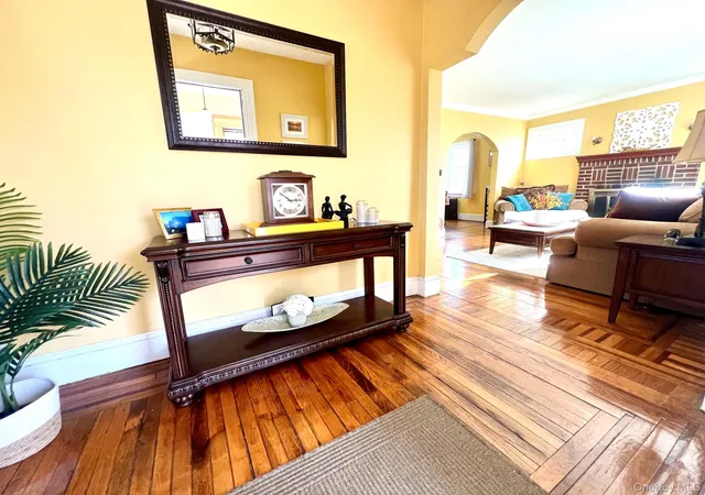 Photo 4 of Single family home for sale at 136-31 243rd Street, Rosedale, NY 11422 | MLS# 1014601 | Listing updated on 2026-09-13