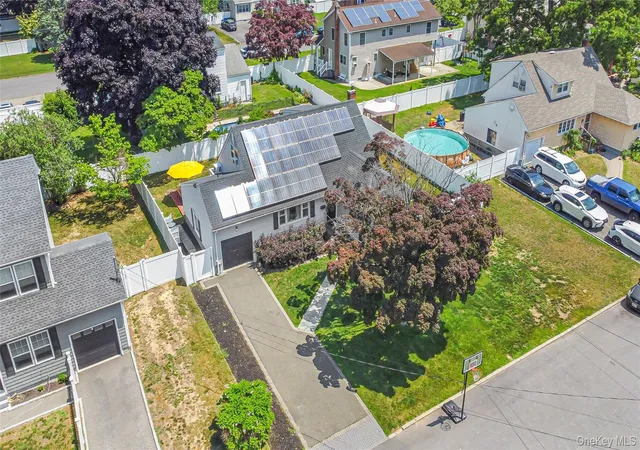 2nd image of 159 Nassau Ave, West Babylon, NY 11704 | MLS# 1014614
