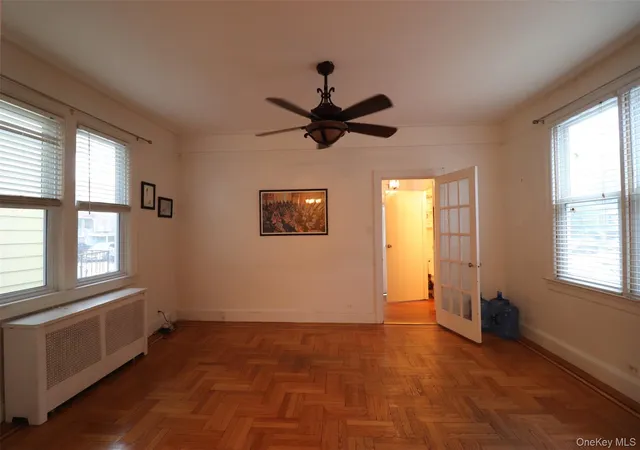 5th image of 3232 Country Club Rd, New York, NY 10465 | MLS# 1014621