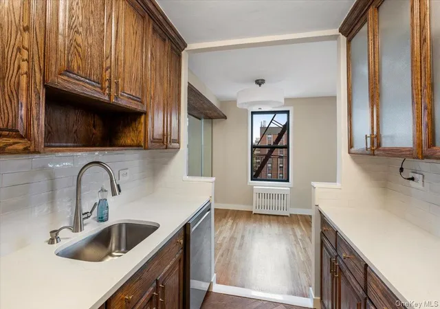 3rd image of 84-29 155 Ave #5J, Howard Beach, NY 11414 | MLS# 1014644