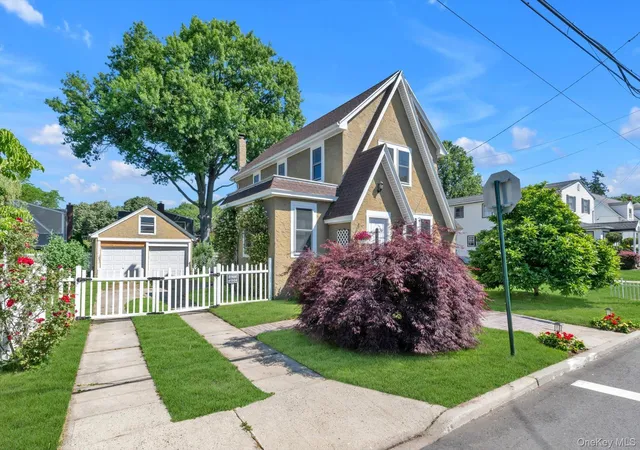 Photo 2 of Sale Pending at 108 Memphis Ave, Floral Park, NY 11001 | MLS# 1014650 | Listing updated on 2026-07-02