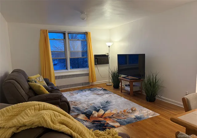 Homes for sale in Hempstead, NY | 530 Dubois Ave #7C, Hempstead, NY 11581 | MLS# 1014656