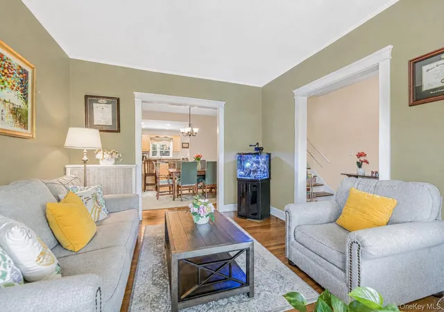 Homes for sale in Eastchester, NY | 206 Midland Ave, Eastchester, NY 10707 | MLS# 1014666