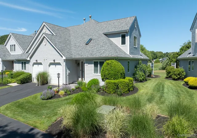 2nd image of 4004 The Fairway, Riverhead, NY 11933 | MLS# 1014667