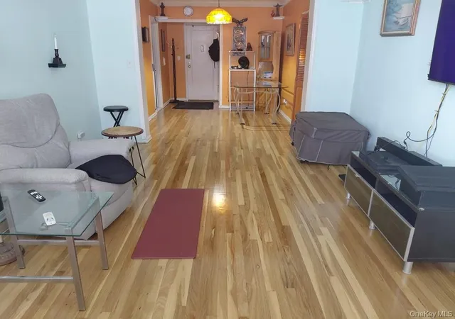 Photo 3 of House for sale at 491 Riverdale Ave #6D, Yonkers, NY 10705 | MLS# 1014712 | Listing updated on 2026-09-25