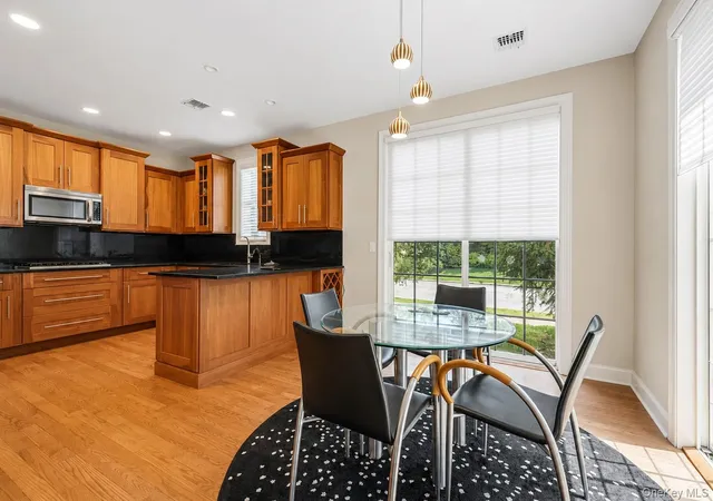 5th image of 283 Altessa Blvd, Huntington, NY 11747 | MLS# 1014718