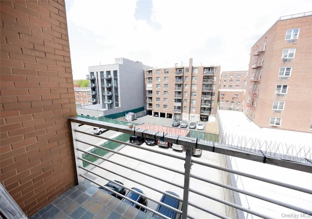 2nd image of 13987 35th Ave, Flushing, NY 11354