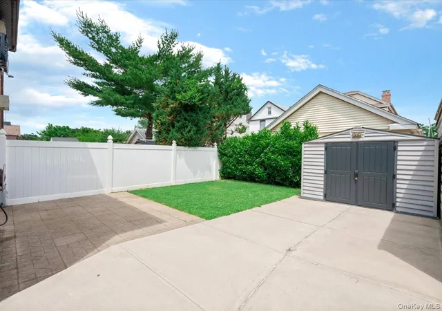 36th image of 120 03 9th Ave, College Point, NY 11356 | MLS# 1014729