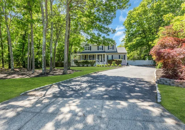 2nd image of 52 Elmhurst Ave, Medford, NY 11763 | MLS# 1014732