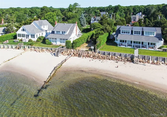 Homes for sale in Southold, NY | 4210 Ole Jule Ln, Southold, NY 11952 | MLS# 1014736