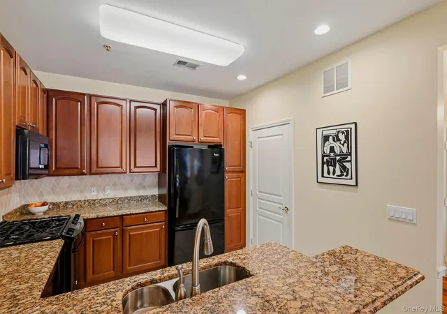 5th image of 32 N De Baun Ave #202, Suffern, NY 10901 | MLS# 1014744