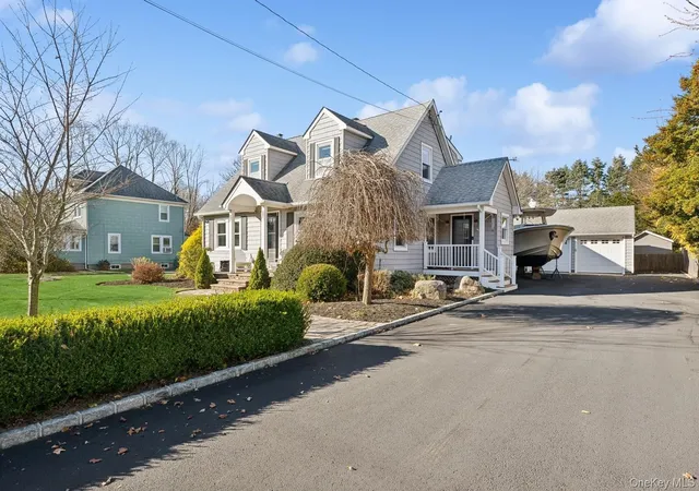 2nd image of 790 Peconic Bay Blvd, Riverhead, NY 11901 | MLS# 1014755