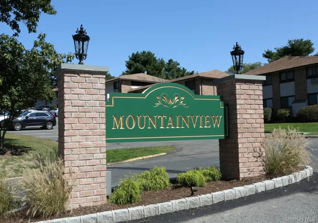 Homes for sale in Clarkstown, NY | 174 Sierra Vista Ln, Clarkstown, NY 10989 | MLS# 1014756