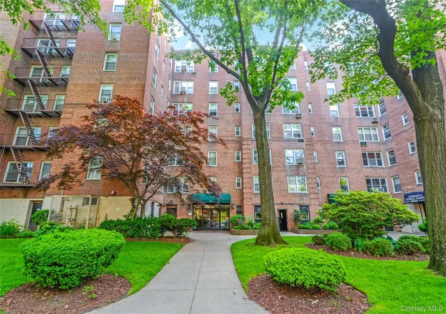 15th image of 27 10 Parsons Blvd #4B, Flushing, NY 11354 | MLS# 1014792