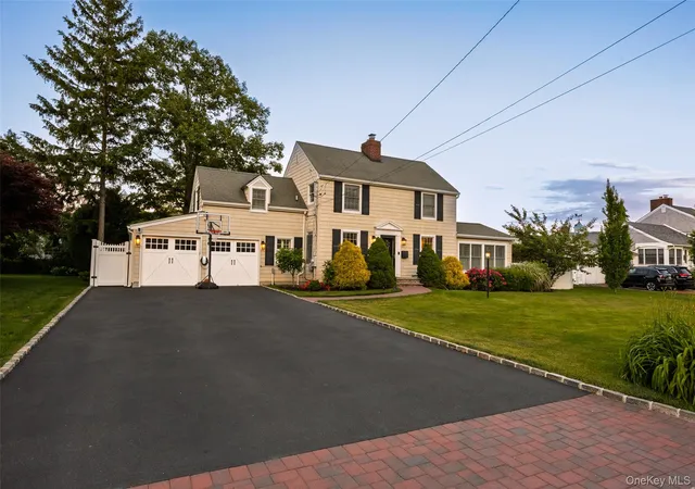 44th image of 152 Bay Dr, Massapequa, NY 11758 | MLS# 1014794