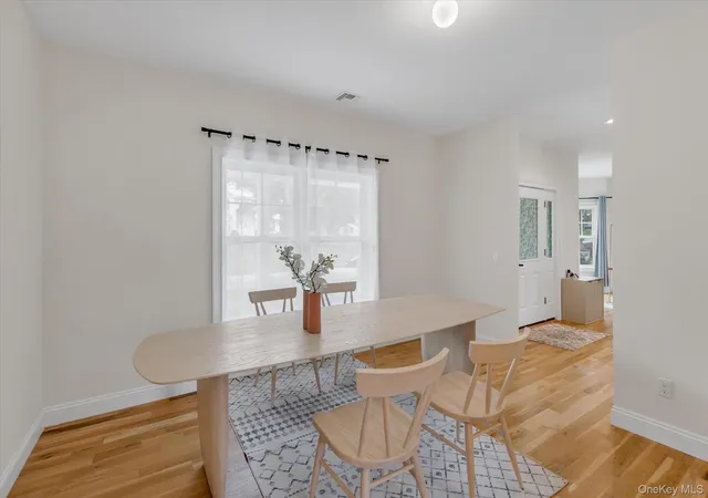 4th image of 135 Elizabeth Wy, Brookhaven, NY 11961 | MLS# 1014821