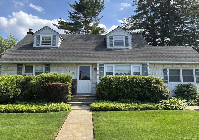 Homes for sale in Oyster Bay, NY | 352 Boundary Ave, Oyster Bay, NY 11758 | MLS# 1014824
