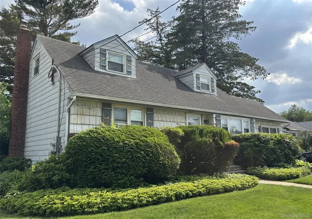 Homes for sale in Oyster Bay, NY | 352 Boundary Ave, Oyster Bay, NY 11758 | MLS# 1014824