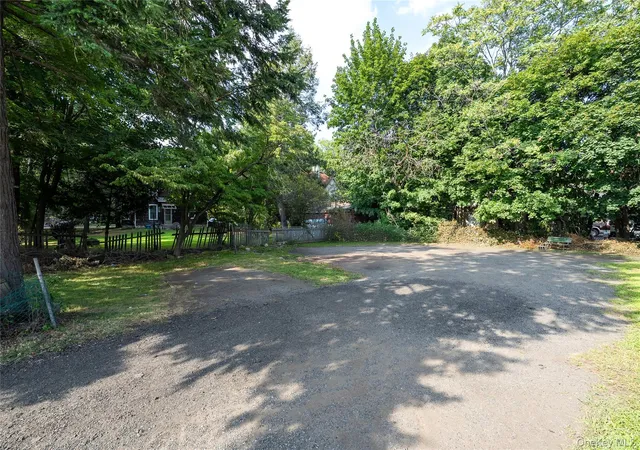 Listing Photo 2 - Condo for sale in building located at 172 Orange Ave, Suffern, NY 10901 - Unit #