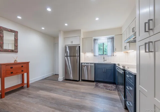 Photo 3 of Condo for sale at 303 Village Ct, Kingston, NY 12401 | MLS# 1014831 | Listing updated on 2026-09-01