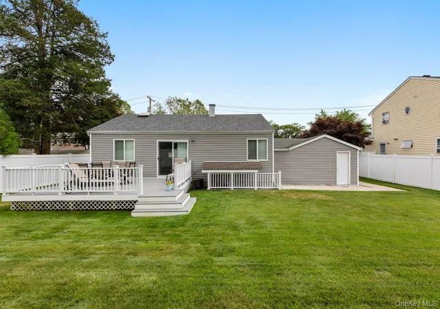 Photo 3 of Sale Pending at 1032 Thompson Dr, Islip, NY 11706 | MLS# 1014841 | Listing updated on 2026-09-01