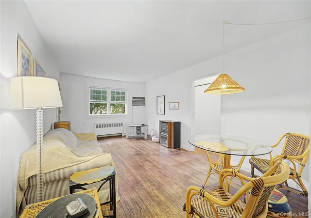 5th image of 226-15 Kingsbury Ave, New York, NY 11364