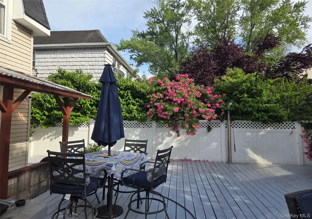 Homes for sale in New York, NY | 15 40 215th St, New York, NY 11360 | MLS# 1014856