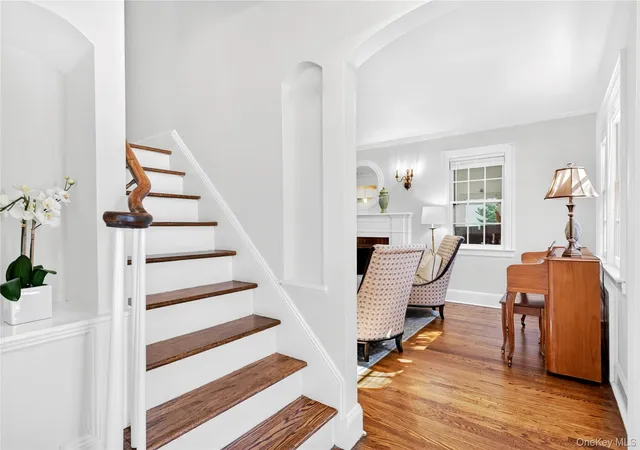 3rd image of 23 Foster Ave, Malverne, NY 11565 | MLS# 1014857