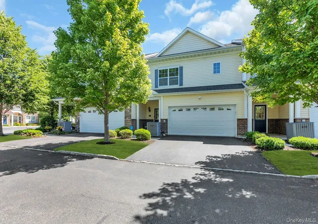 35th image of 111 Millie Ct, Brookhaven, NY 11772 | MLS# 1014860